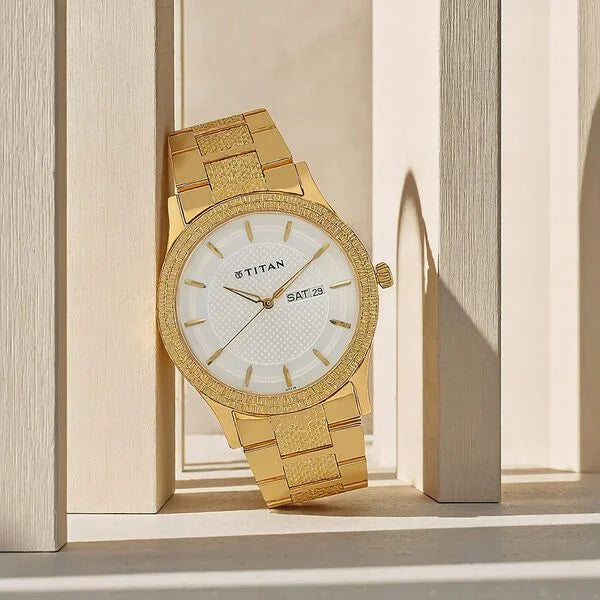 Titan NS1650YM05 watch